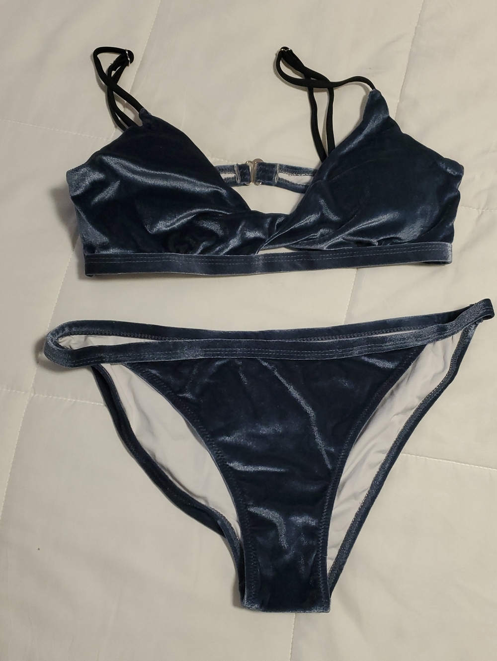 Cupshe Velvet Bikini